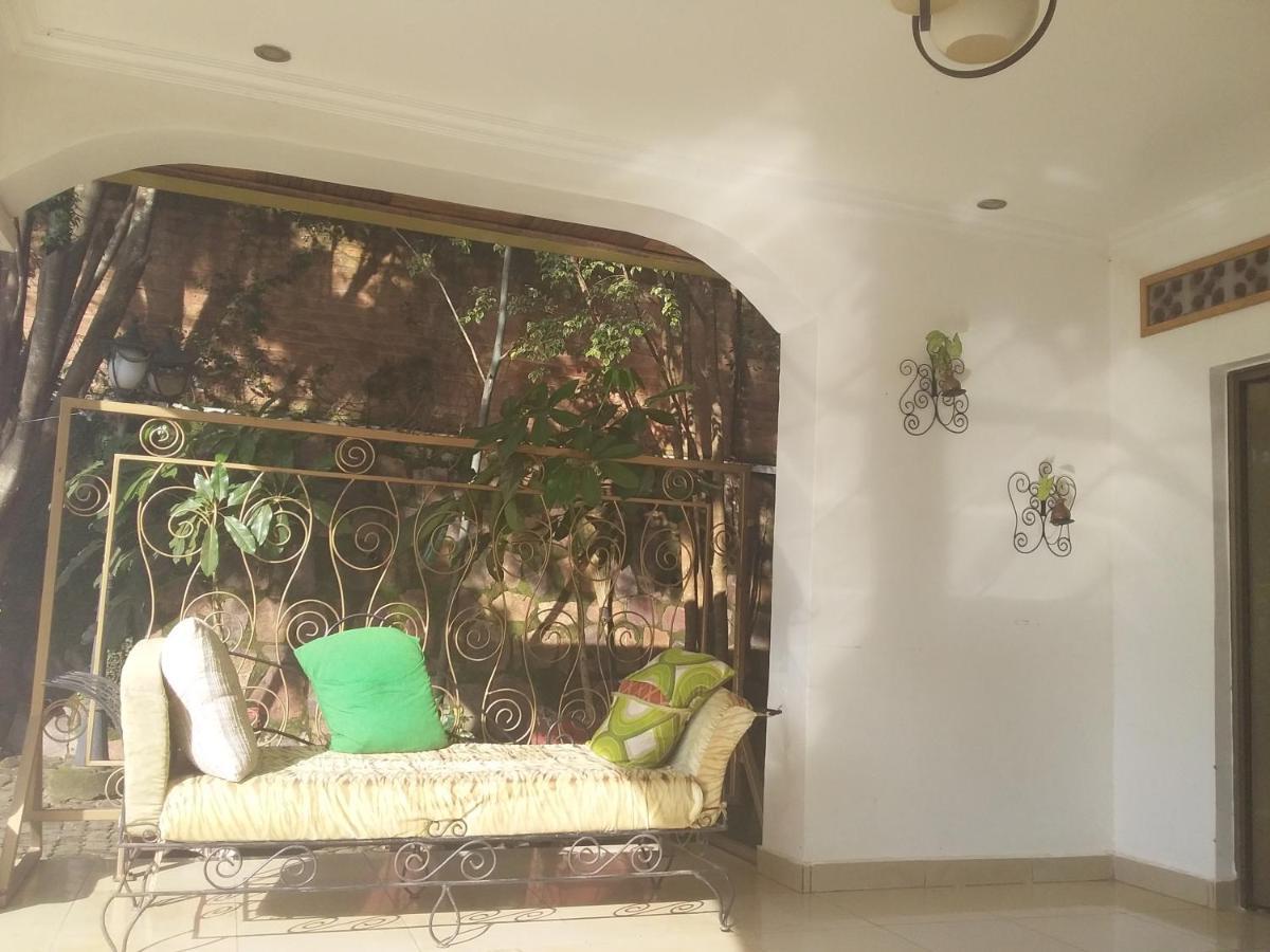 Random Park Hotel Kigali Exterior photo
