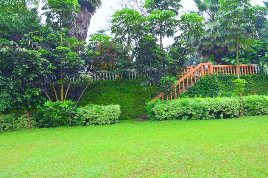 Random Park Hotel Kigali Exterior photo